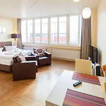 Amc Bundesallee 3*