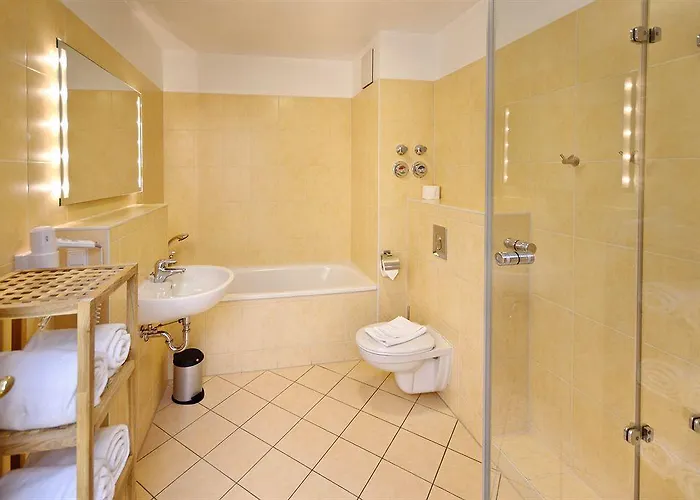 Otel Amc Bundesallee