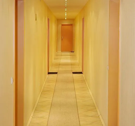 Otel Amc Bundesallee